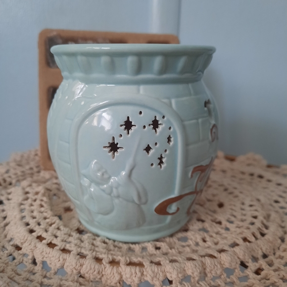 Disney  Scentsy Cinderella mini warmer - Picture 6 of 8